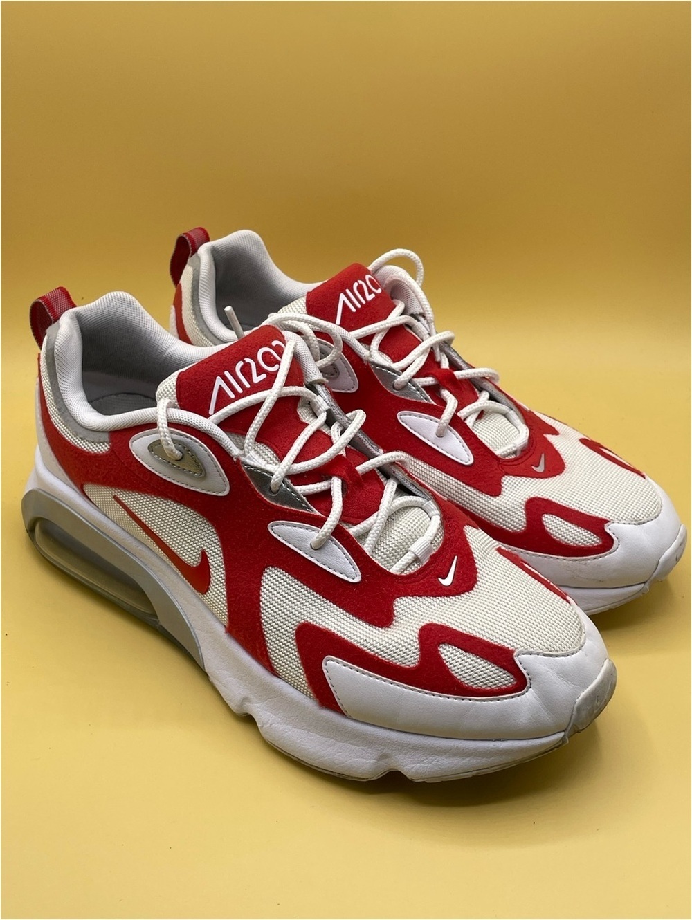 the Nike Air Max 200 "University Red"